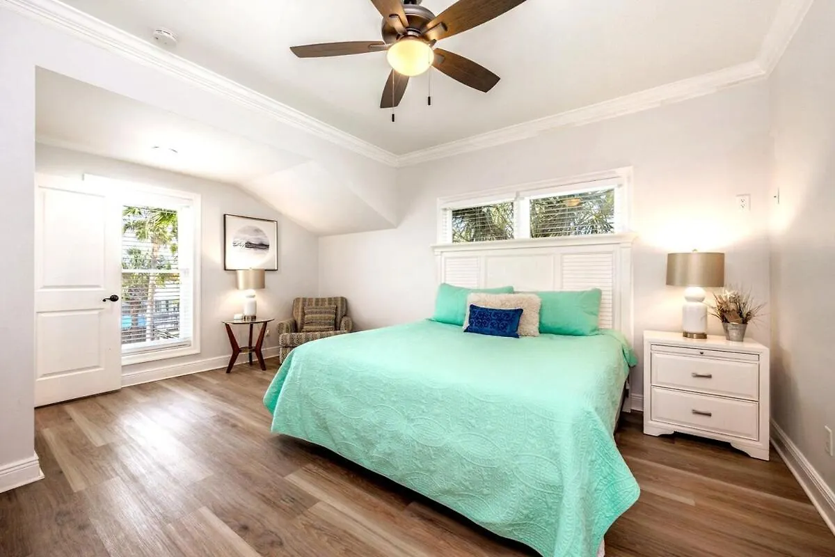 Holiday home Sunbelievable Heated Pool N Golf Cart Deals Destin